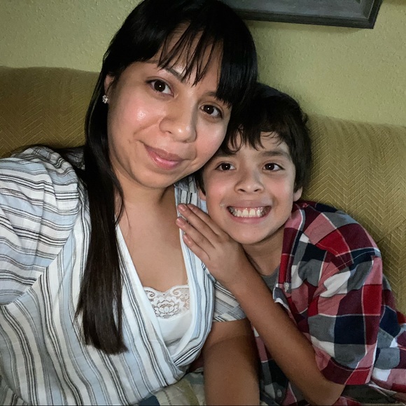 Meet your Posher, Iris - Picture 11 of 16